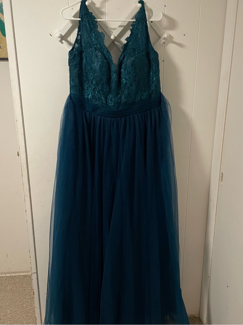 Deep Teal Lace V-Neck Tulle Gown